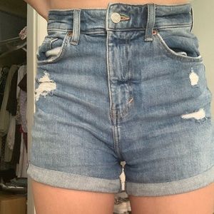 HIGH WAISTED DENIM SHORTS